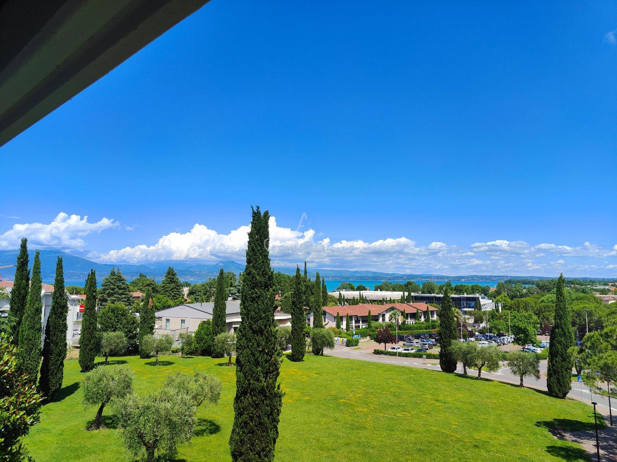 Ossidiana Apartment - Vista Lago - Centrico Sirmione Exterior photo